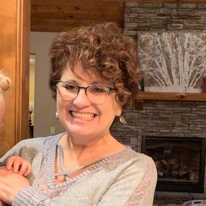 Meet your Posher, Linda